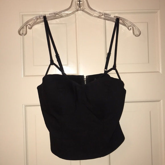 Guess Tops - Guess black half top